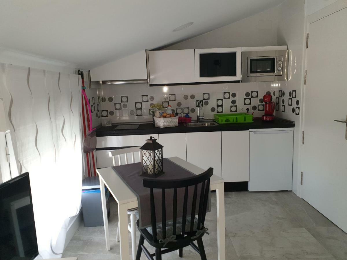 Apartamentos Hostal Cabanas Carboneras de Guadazaon Bagian luar foto