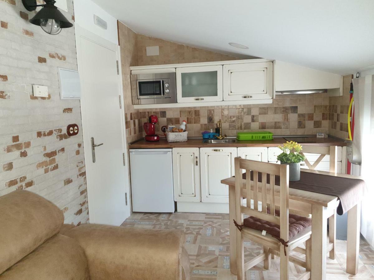 Apartamentos Hostal Cabanas Carboneras de Guadazaon Bagian luar foto